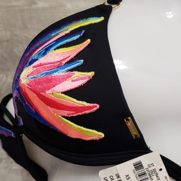 🆕️ NWT Victoria's Secret PINK Size XS Swim Top 🏊 - Picture 6 of 11